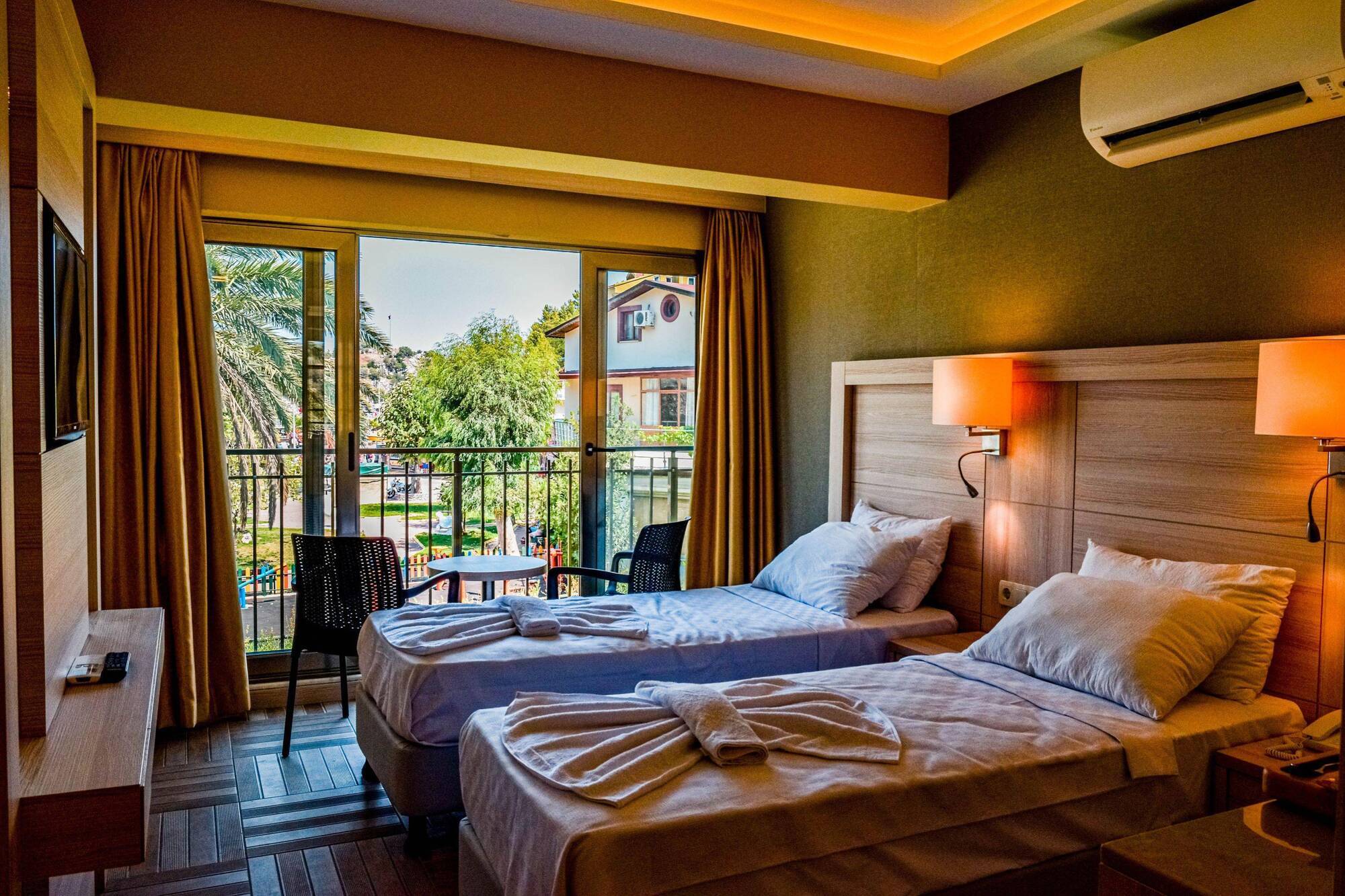 Turunc Bay Conti Boutique Hotel (Adults Only) ภายนอก รูปภาพ